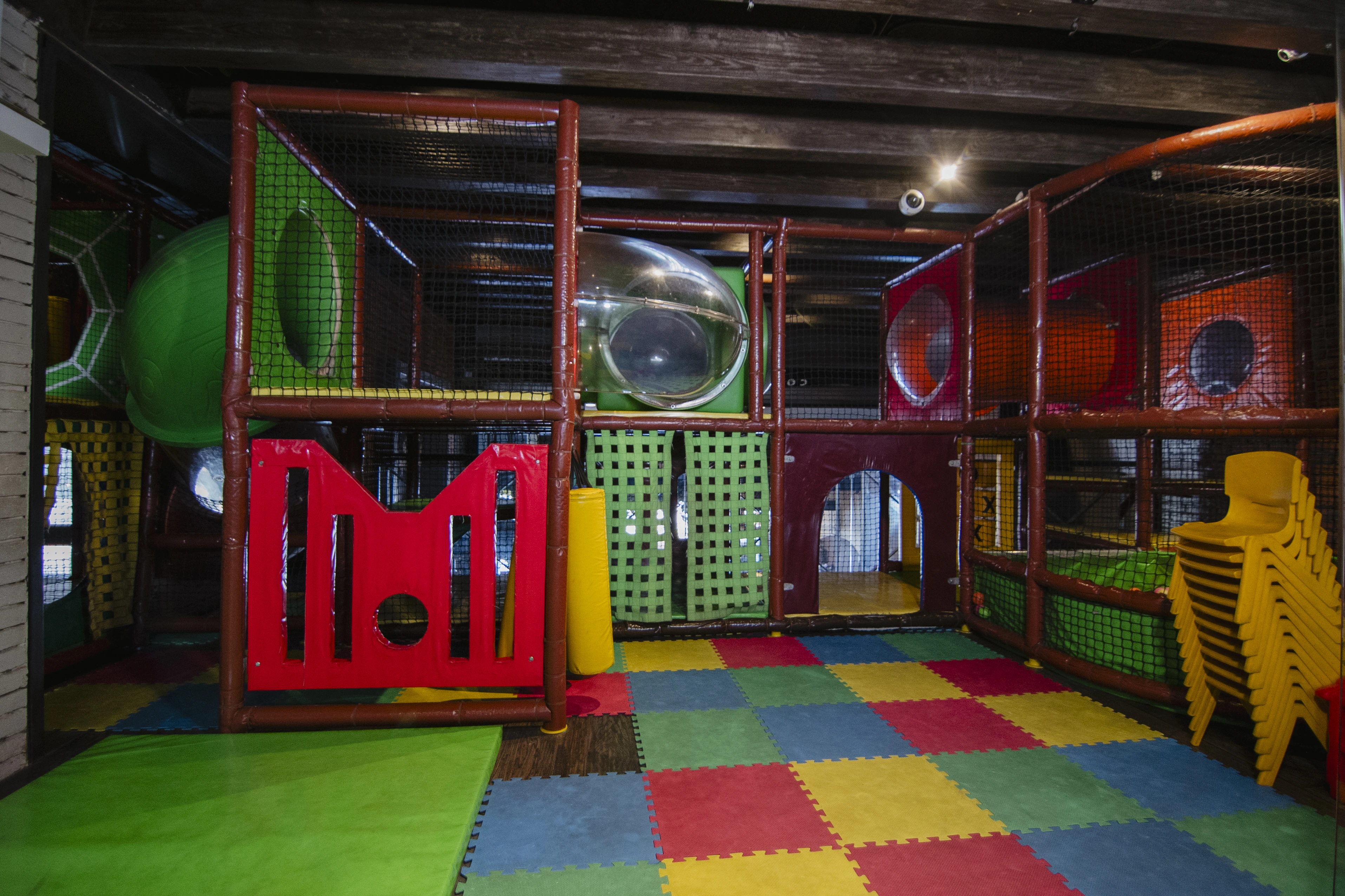 Restaurante San Telmo – Cortes y Pepitos en Plaza La Rioja, Tlajomulco